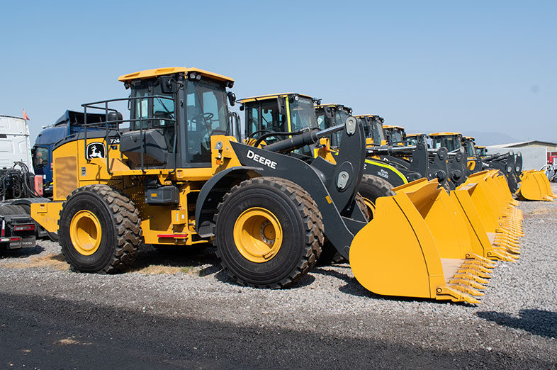 Cargador-frontal-John-Deere-724P_4